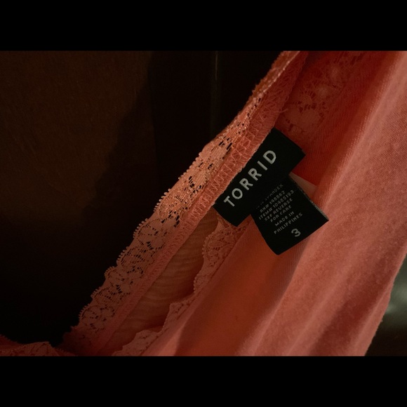 Torrid tank lace trim plus size 3 - Picture 3 of 4